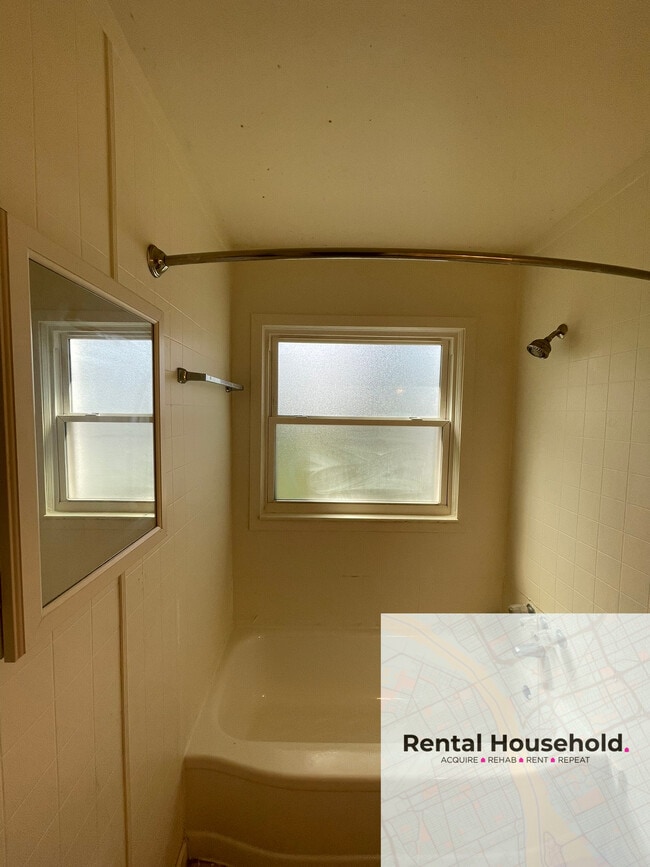 Photo - 22849 Almond Ave