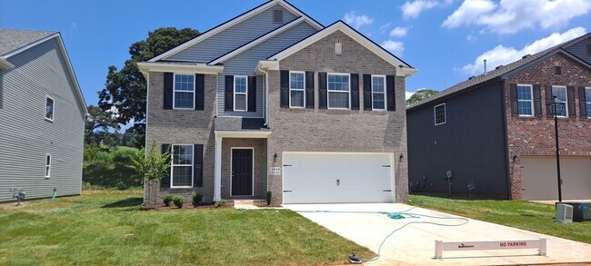 Building Photo - 1619 Hickory Rental
