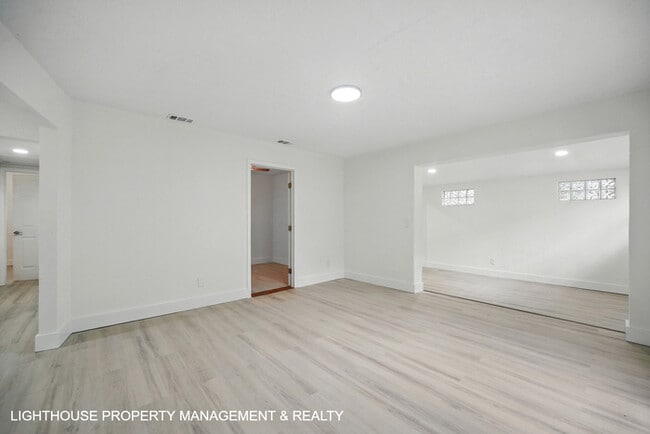 Photo - Renovated 3 Bed/2 Bath Home with Den & Off...