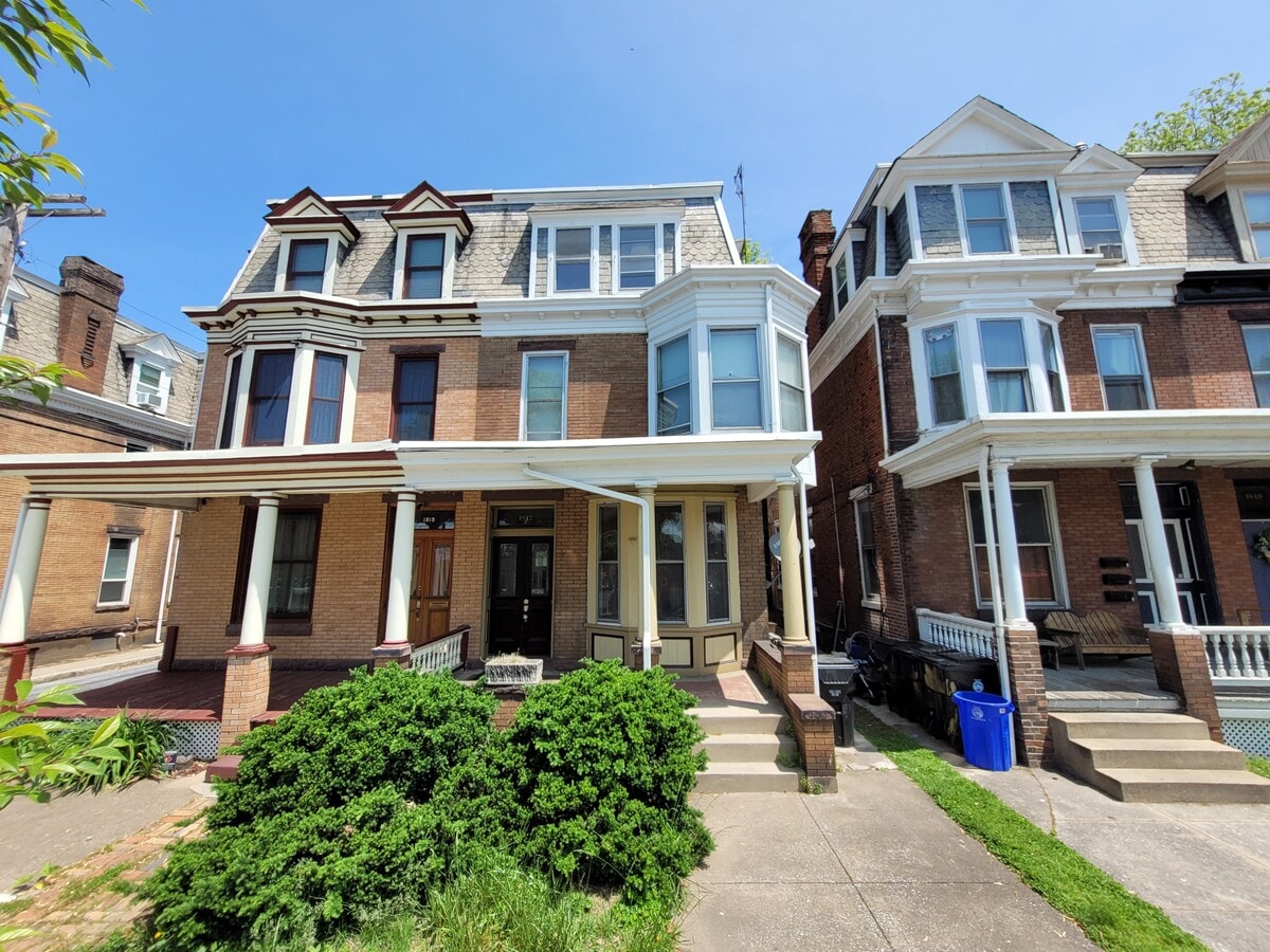 Front View - 1817 N 2nd St Unit 1