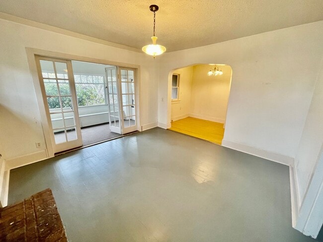 Photo - R0445 Unidad 1