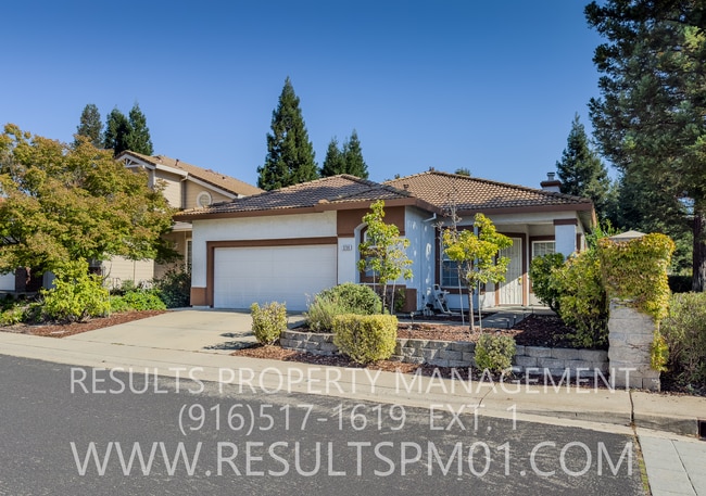 Photo - Lovely 4 bedroom Roseville home Olympus po...
