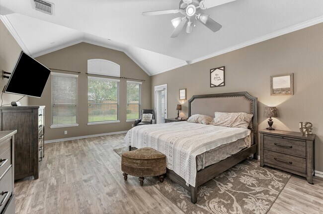 Building Photo - 1615 Noble Pointe Dr