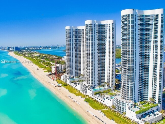 Building Photo - 15901 Collins Ave Unit 2406