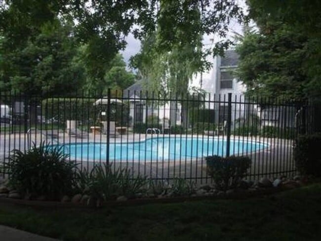 Photo - Rosemont Condo Unit 109