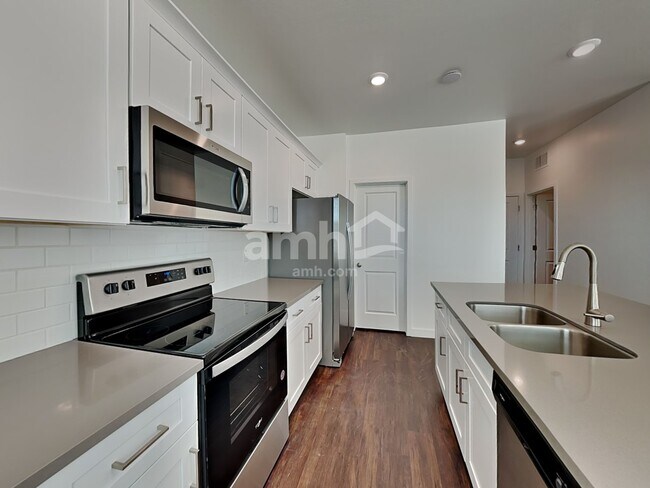Photo - 8319 S 21st Dr