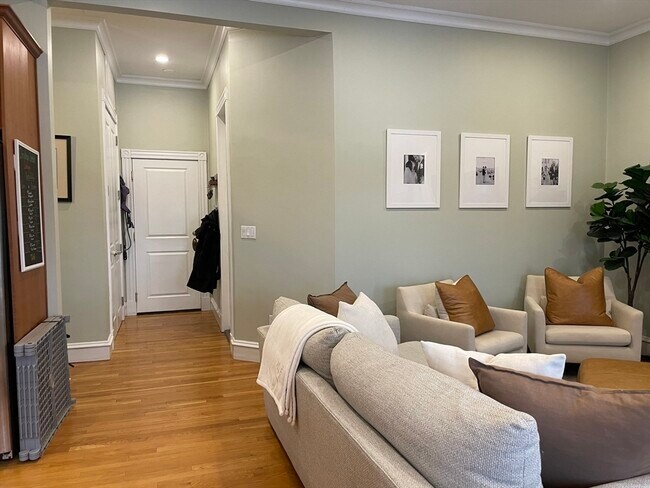 Photo - 55 Magazine St Unidad 64