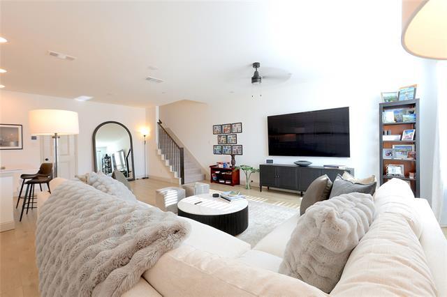 Photo - 8523 Mint Mews