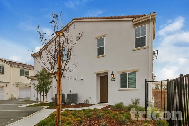 Building Photo - 10600 Barrena Lp