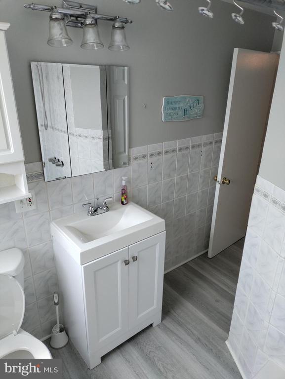 Photo - 7862 Kentley Rd