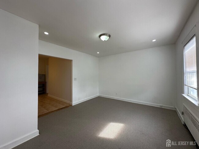 Photo - 16 Wheeler Ave