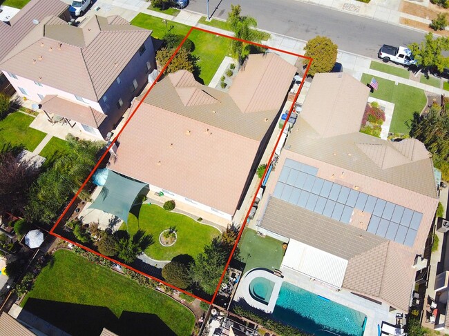 946 Sandy Way