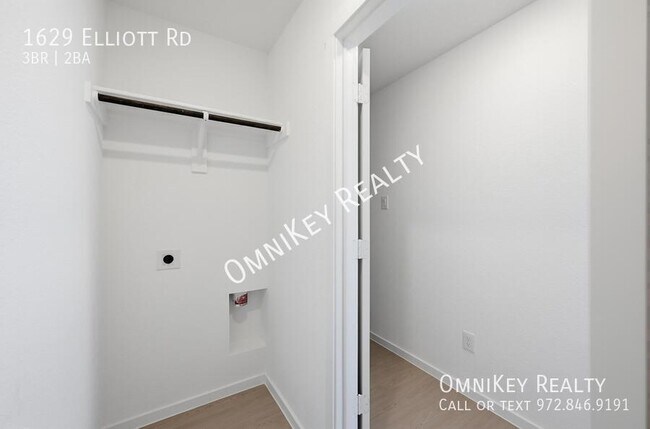 Photo - 1629 Elliott Rd