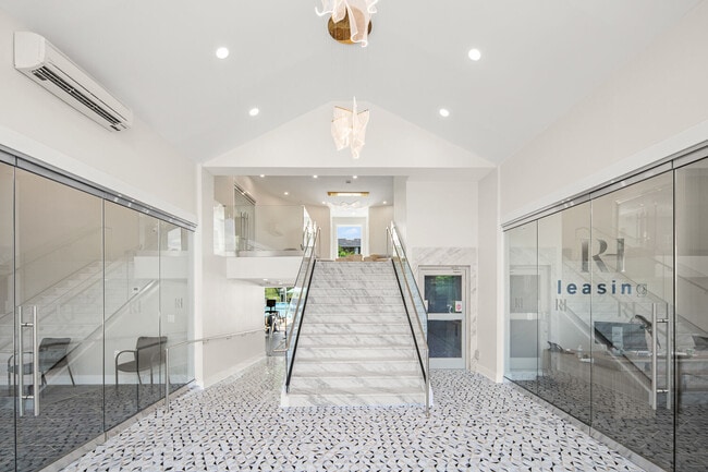 Building Photo - Renaissance Hills at Ellicott City Rental