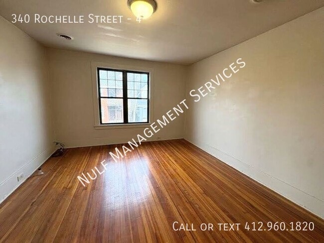 Photo - 340 Rochelle St Unit 4