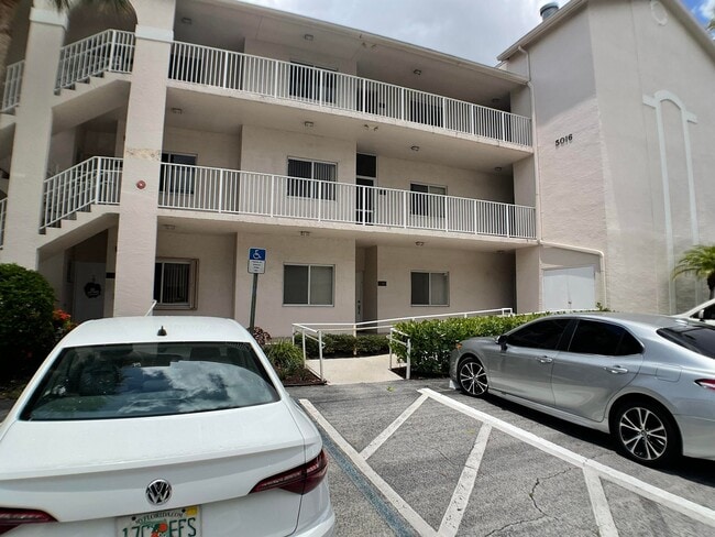 Photo - 5016 Rose Hill Dr Condo Unit 2-303