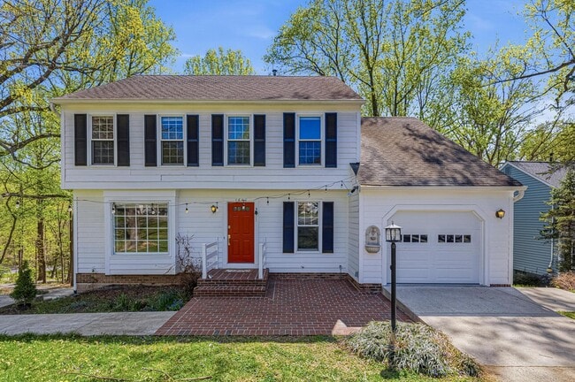 Building Photo - 1646 Stowe Rd