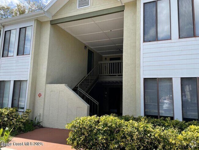 Building Photo - 3570 Sable Palm Ln Unit D Rental
