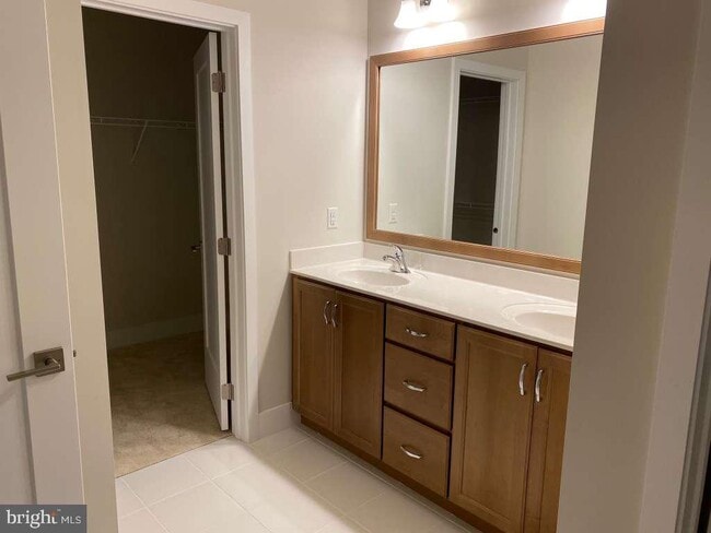 Photo - 1007 Morton Aly