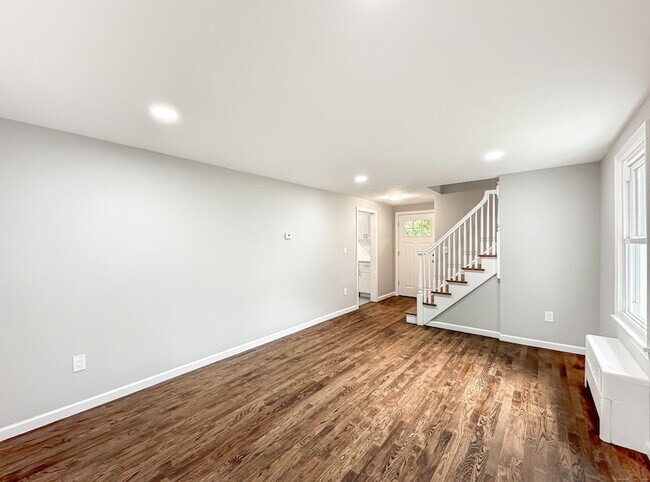 Photo - 85 Cold Spring Cir