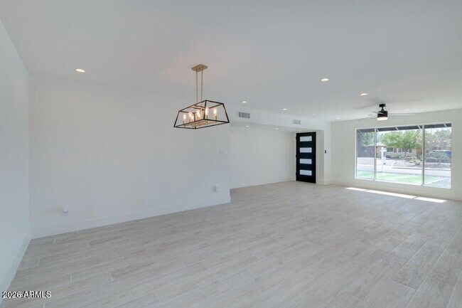 Photo - 7914 E Hubbell St