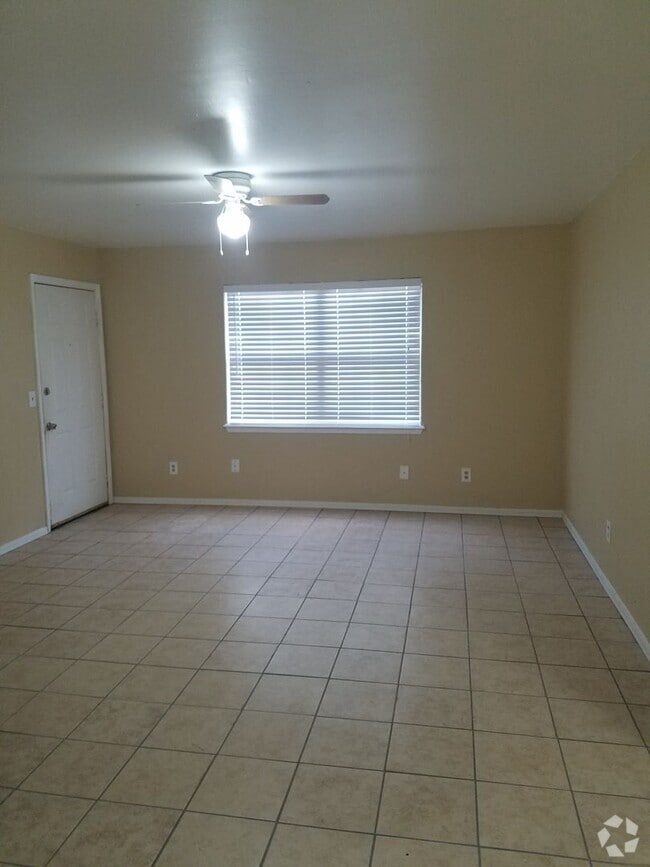 Building Photo - 2 Bedroom, 1.5 Bathroom 1st Floor Condo wi... Unit #238