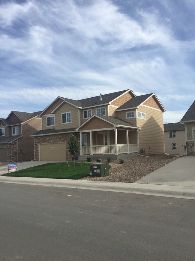 Photo - Spacious 3 Bed, 2 1/2 Bath in Berthoud