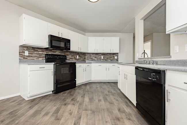 Building Photo - Sequoia Meadows