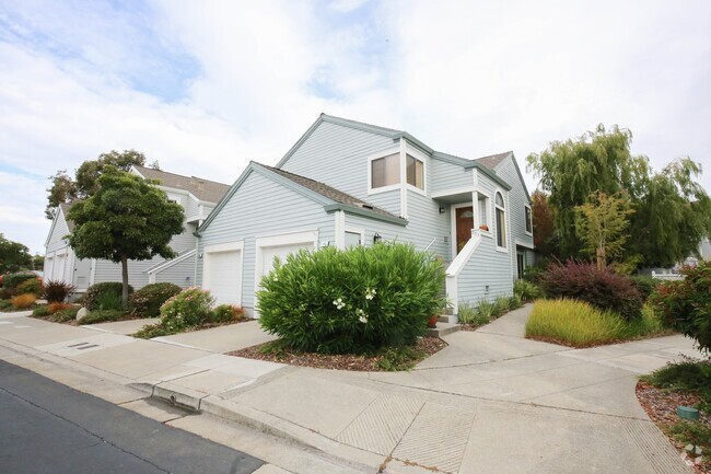 Building Photo - Harbor Bay Alameda Townhouse In Brittany B...