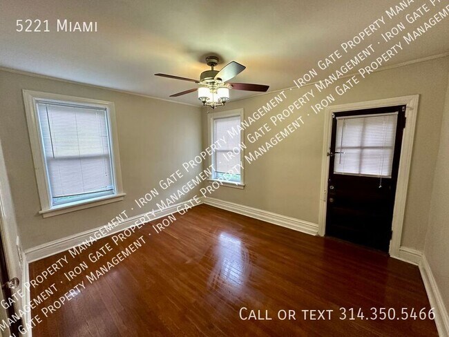 Photo - 5221 Miami-