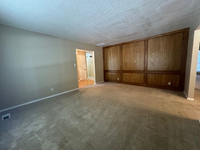 Photo - South Tulsa 4 bedroom with Pool!!!