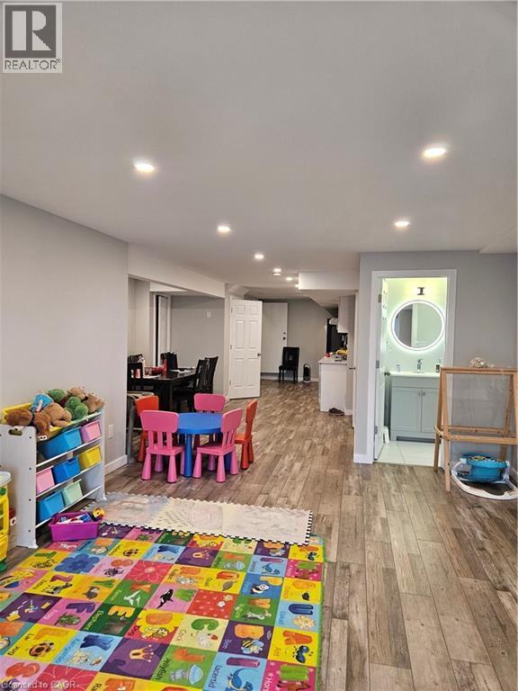 Photo - 916 Dunnigan Ct