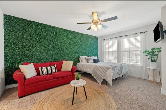 Building Photo - 1884 Pointe Dr