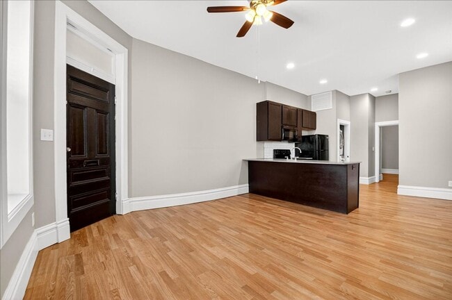 Photo - Soulard First Fleur Unit 906 1F