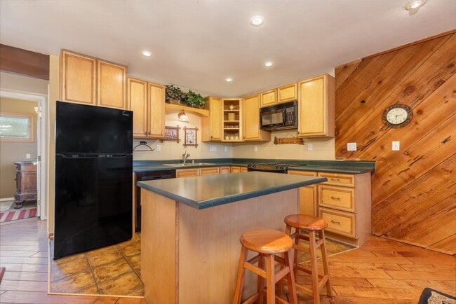 201 Lakeview Blvd Unit 17