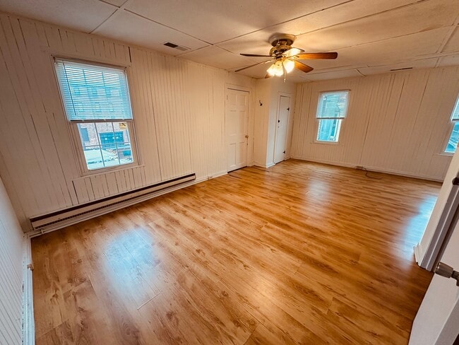 Photo - 361 W Market St