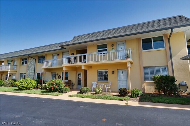 Photo - 1669 Edith Esplanade