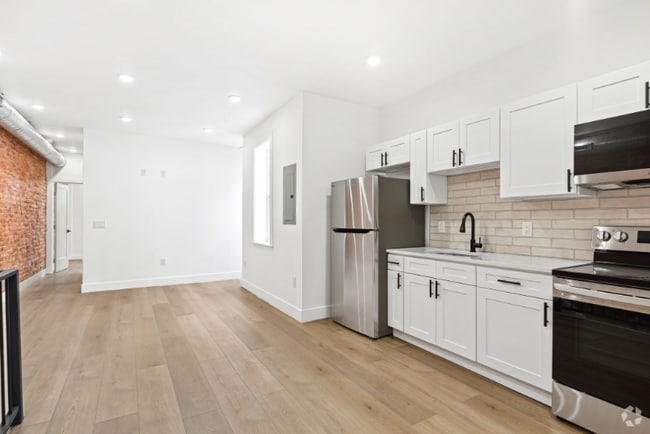 Building Photo - 5814 Chestnut St Rental