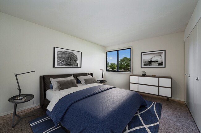 Seven Springs Apartments