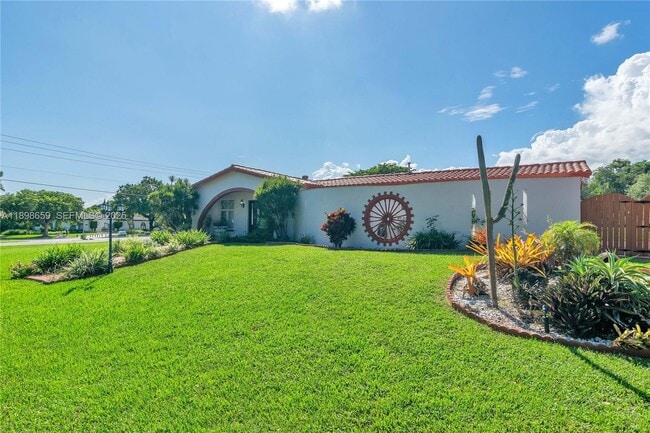 Photo - 17320 SW 89th Ave