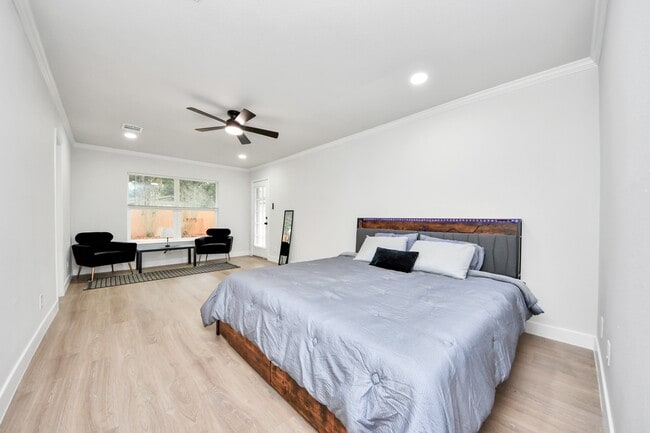 Photo - 10003 Briarwild Ln