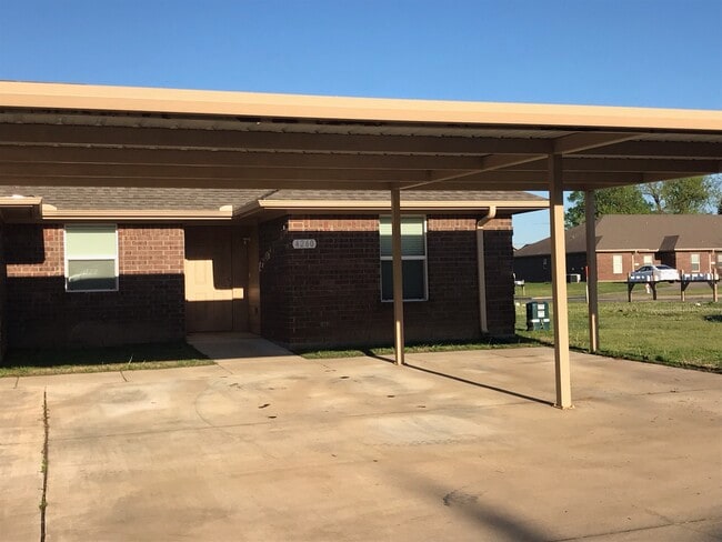 Photo - 4262 Castlegate Dr Unit 4262