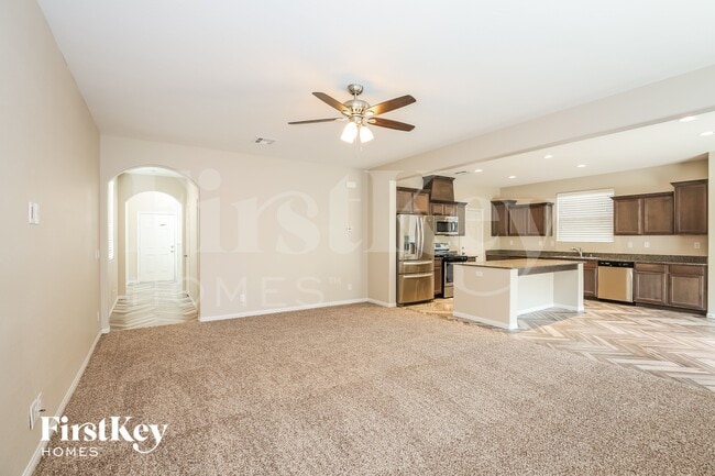 Photo - 317 Casmailia Ave