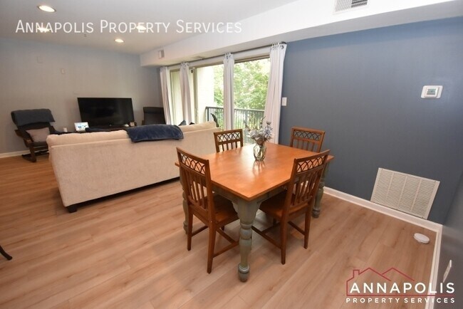 Photo - 1115 Primrose Ct Unidad 201