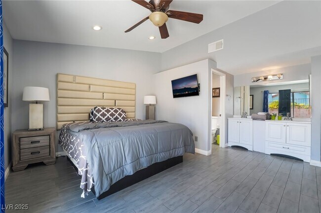 Photo - 7076 Gunslinger St