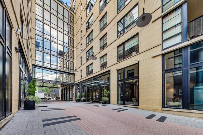 2125 14th St NW