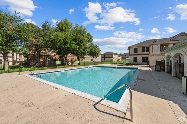 Building Photo - Huntington Meadows Rental