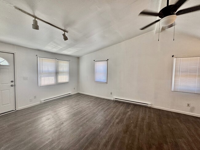 Photo - 219 N Prospect Rd