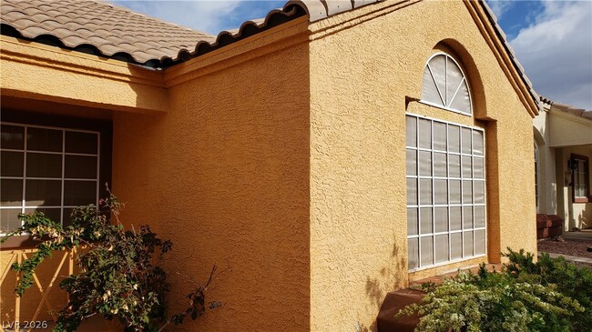 Photo - 606 Lively Fiesta Way