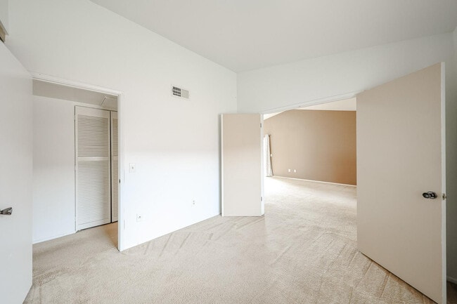 Photo - 102 W Concorda Dr Unidad #103